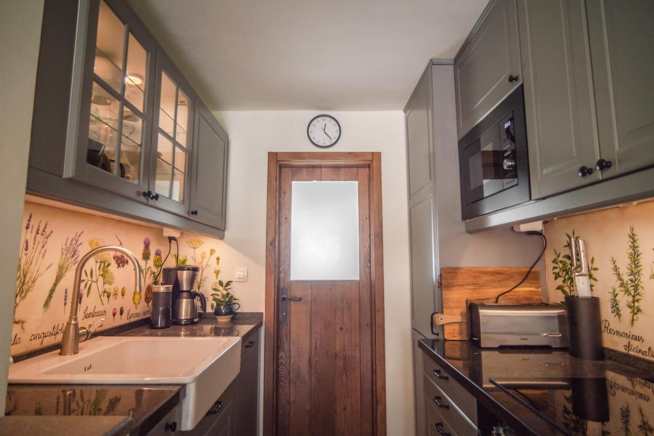Kuninez, Holiday Home With Summer Kitchen Most na Soči Εξωτερικό φωτογραφία