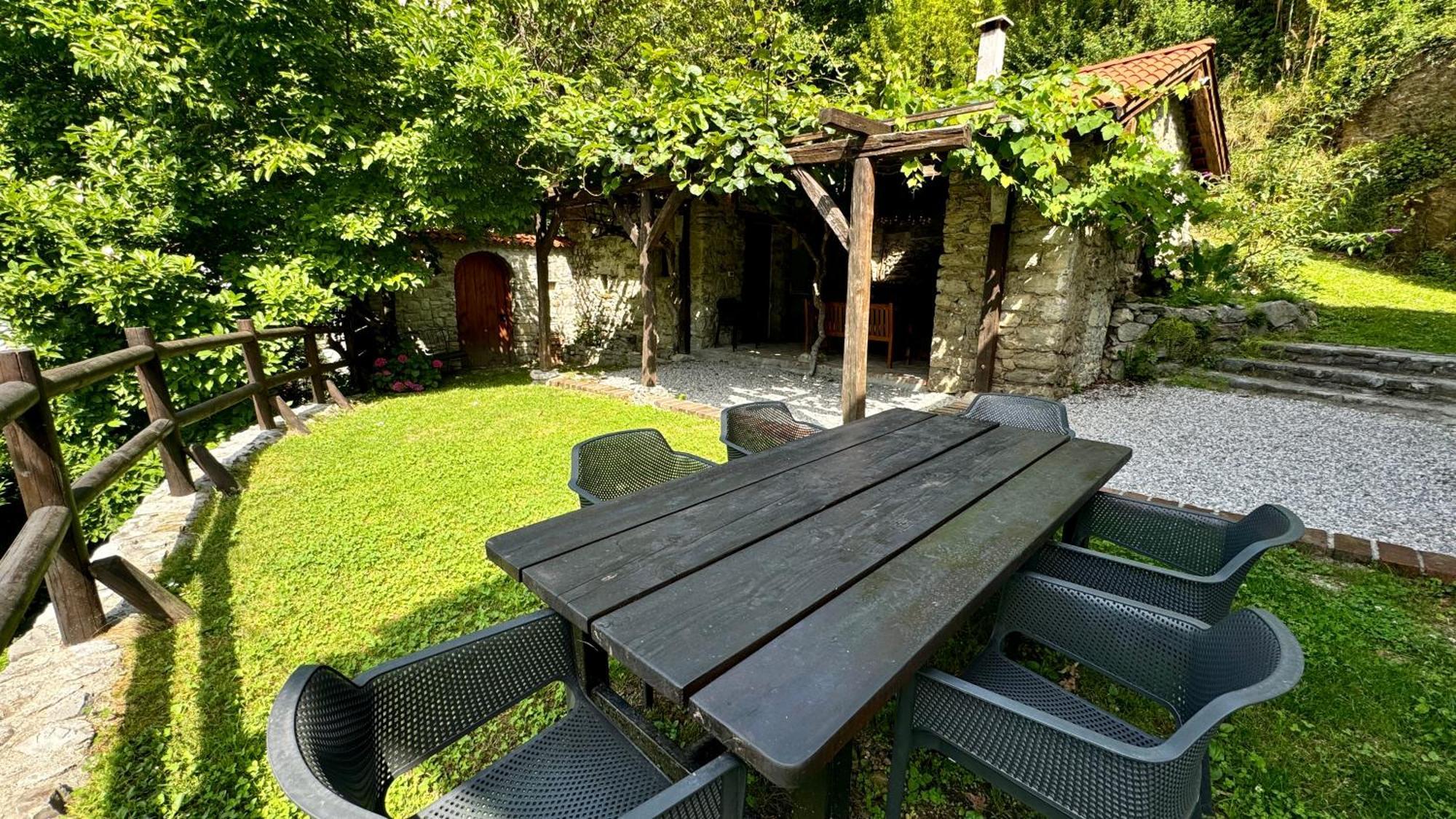Kuninez, Holiday Home With Summer Kitchen Most na Soči Εξωτερικό φωτογραφία