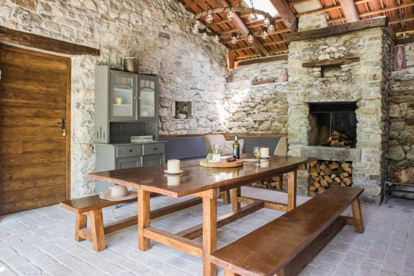 Kuninez, Holiday Home With Summer Kitchen Most na Soči Εξωτερικό φωτογραφία